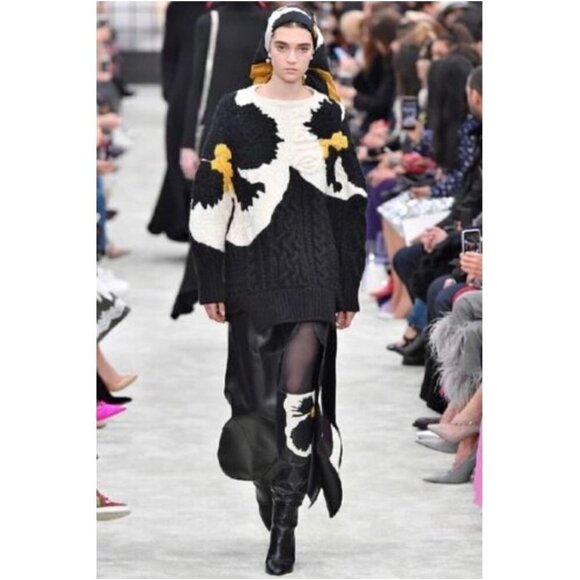 NWOT Valentino Garavani Flower Knee High Boot  Black Leather Sz 38.5/ 8.5 No Box - Picture 6 of 16